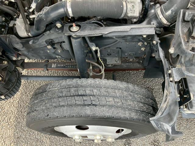 エルフトラック 3t積・平ボディ・セミロング・高床・AT車・ETC・電格ミラー(29枚目)