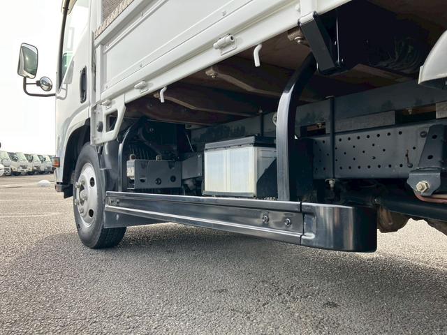 エルフトラック 3t積・平ボディ・セミロング・高床・AT車・ETC・電格ミラー(39枚目)