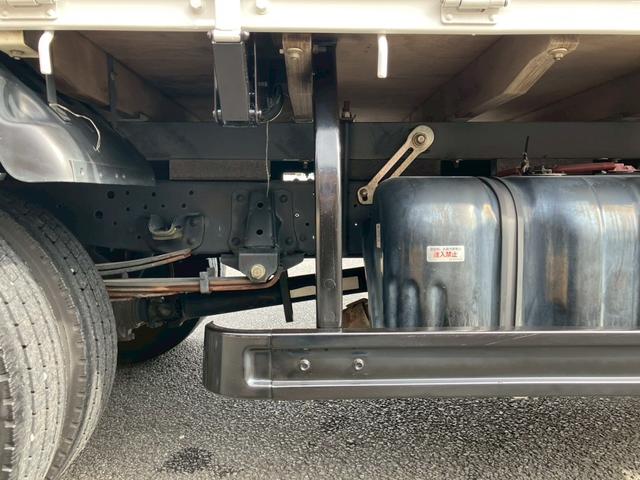 エルフトラック 3t積・平ボディ・セミロング・高床・AT車・ETC・電格ミラー(45枚目)