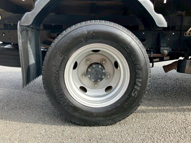 エルフトラック 3t積・平ボディ・セミロング・高床・AT車・ETC・電格ミラー(70枚目)