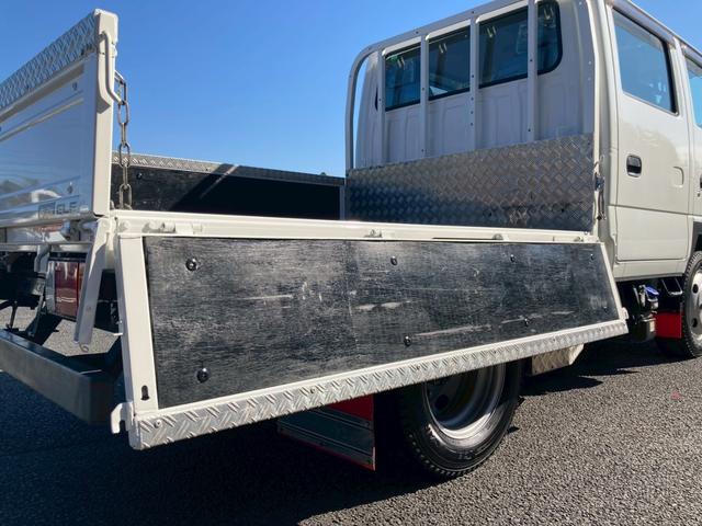 エルフトラック 1.9t積・Wキャブ・4WD・全低床・AT車・5t未満・ETC・電格ミラー・バックカメラ・ナビTV・車線逸脱警報装置・衝突軽減ブレーキ(14枚目)