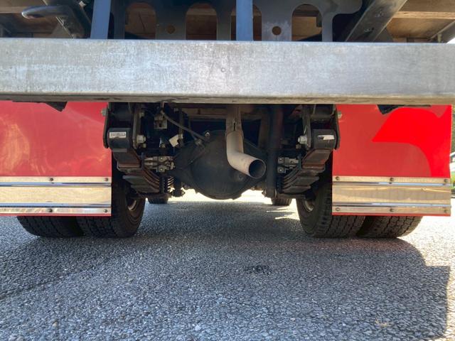 エルフトラック 1.9t積・Wキャブ・4WD・全低床・AT車・5t未満・ETC・電格ミラー・バックカメラ・ナビTV・車線逸脱警報装置・衝突軽減ブレーキ(32枚目)