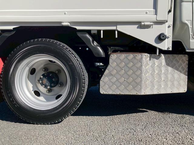 エルフトラック 1.9t積・Wキャブ・4WD・全低床・AT車・5t未満・ETC・電格ミラー・バックカメラ・ナビTV・車線逸脱警報装置・衝突軽減ブレーキ(35枚目)