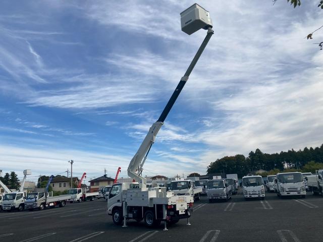 デュトロ 高所作業車・地上高10M・全低床・AT車・ETC・電格ミラー・バックカメラ・ナビTV・アワメーター821H(28枚目)