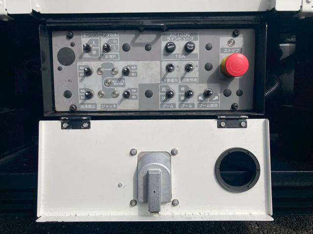 デュトロ 高所作業車・地上高10M・全低床・AT車・ETC・電格ミラー・バックカメラ・ナビTV・アワメーター821H(30枚目)