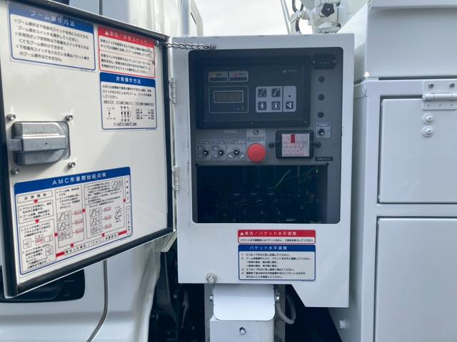 デュトロ 高所作業車・地上高10M・全低床・AT車・ETC・電格ミラー・バックカメラ・ナビTV・アワメーター821H(31枚目)