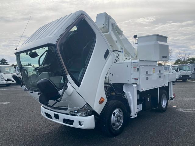 デュトロ 高所作業車・地上高10M・全低床・AT車・ETC・電格ミラー・バックカメラ・ナビTV・アワメーター821H(33枚目)