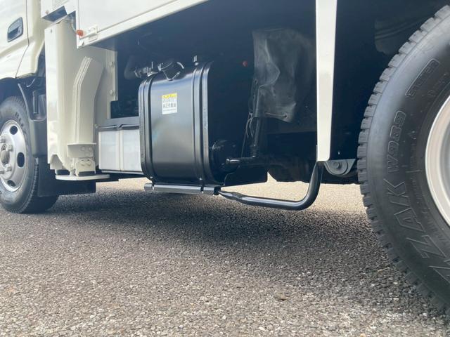 デュトロ 高所作業車・地上高10M・全低床・AT車・ETC・電格ミラー・バックカメラ・ナビTV・アワメーター821H(51枚目)