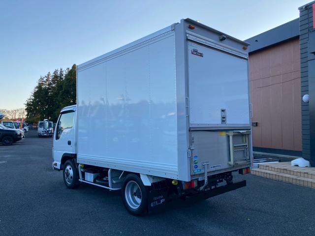 エルフトラック 　１．５ｔ積・アルミバン・４ＷＤ・全低床・ＡＴ車・５ｔ未満・電格ミラー・バックカメラ（7枚目）
