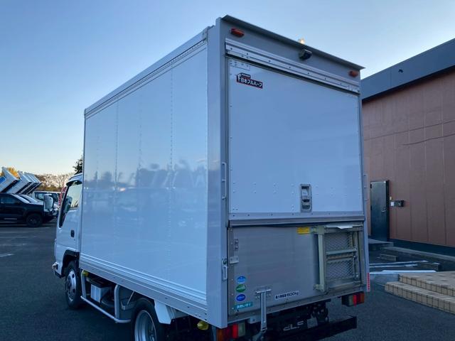 エルフトラック 　１．５ｔ積・アルミバン・４ＷＤ・全低床・ＡＴ車・５ｔ未満・電格ミラー・バックカメラ（11枚目）