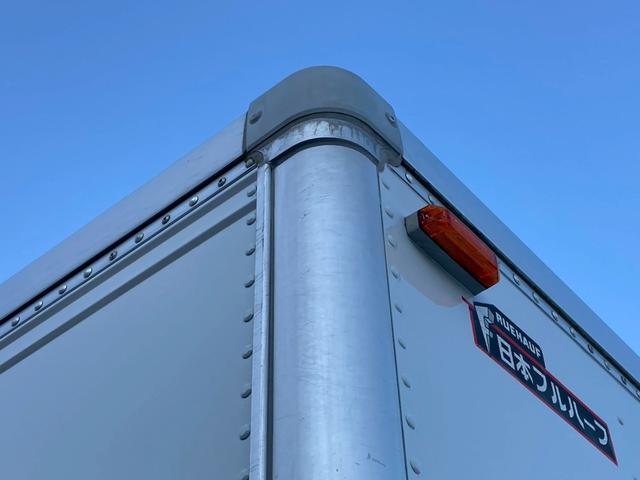 エルフトラック 　１．５ｔ積・アルミバン・４ＷＤ・全低床・ＡＴ車・５ｔ未満・電格ミラー・バックカメラ（13枚目）