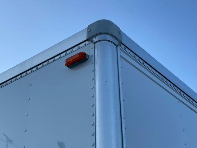 エルフトラック 　１．５ｔ積・アルミバン・４ＷＤ・全低床・ＡＴ車・５ｔ未満・電格ミラー・バックカメラ（16枚目）