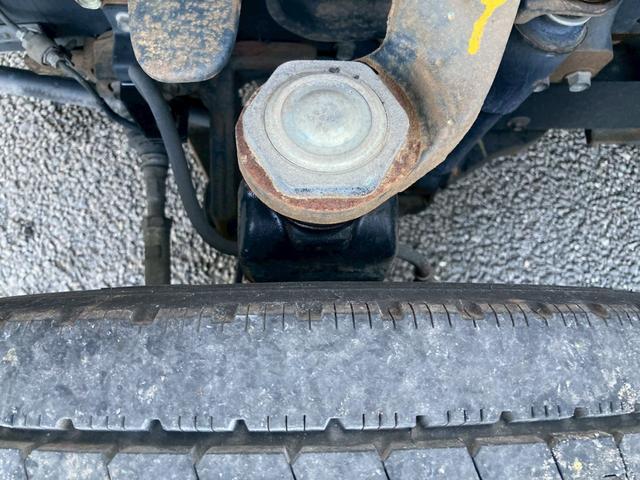 エルフトラック 　１．５ｔ積・アルミバン・４ＷＤ・全低床・ＡＴ車・５ｔ未満・電格ミラー・バックカメラ（35枚目）