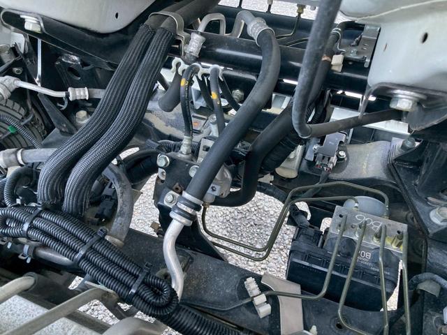 エルフトラック 　１．５ｔ積・アルミバン・４ＷＤ・全低床・ＡＴ車・５ｔ未満・電格ミラー・バックカメラ（39枚目）