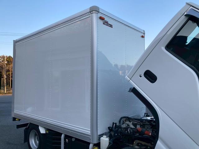 エルフトラック 　１．５ｔ積・アルミバン・４ＷＤ・全低床・ＡＴ車・５ｔ未満・電格ミラー・バックカメラ（42枚目）