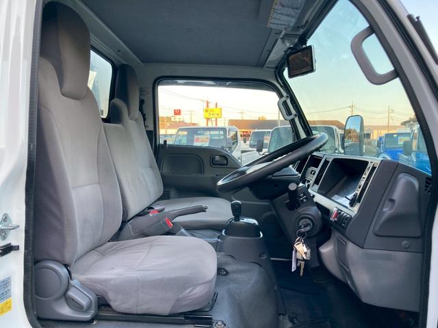 エルフトラック 　１．５ｔ積・アルミバン・４ＷＤ・全低床・ＡＴ車・５ｔ未満・電格ミラー・バックカメラ（64枚目）