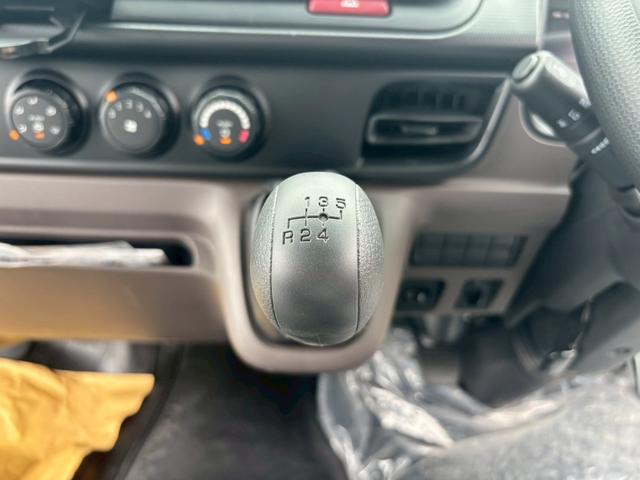 キャンター 3t積・ダンプ・全低床・MT5・コボレーン付・電格ミラー・バックカメラ・保証書・ 取扱説明書(65枚目)