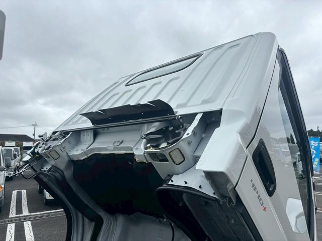 キャンター 3t積・ダンプ・全低床・MT5・コボレーン付・電格ミラー・バックカメラ・保証書・取扱説明書(40枚目)