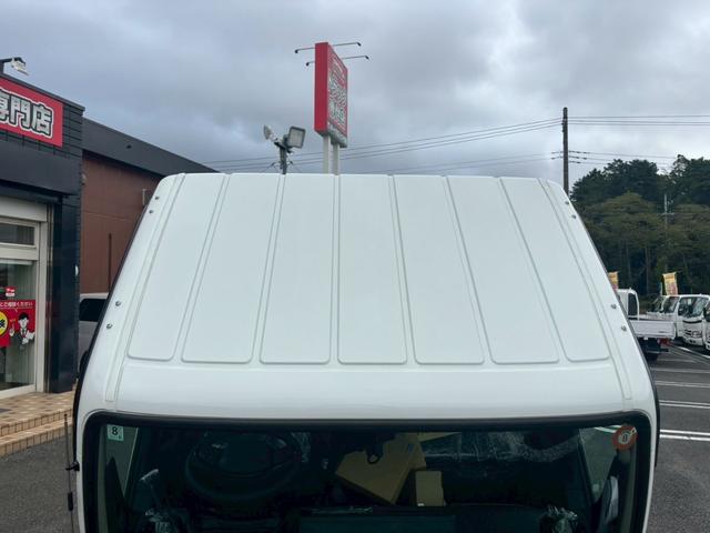 キャンター 3t積・ダンプ・全低床・MT5・コボレーン付・電格ミラー・バックカメラ・保証書・取扱説明書(32枚目)