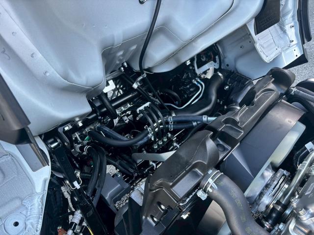 キャンター 3t積・ダンプ・全低床・MT5・コボレーン付・電格ミラー・バックカメラ・保証書・ 取扱説明書(32枚目)