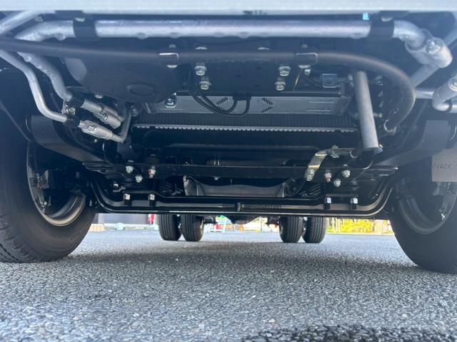 キャンター 3t積・ダンプ・全低床・MT5・コボレーン付・電格ミラー・バックカメラ・保証書・ 取扱説明書(52枚目)