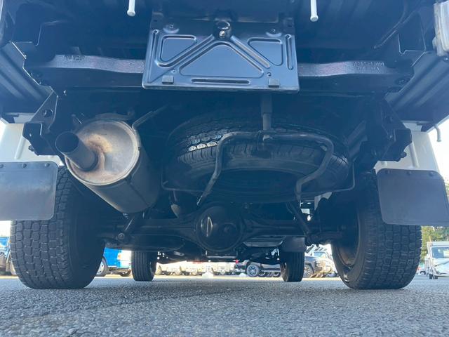 ライトエーストラック 　０．７５ｔ積・平ボディ・低床・ＡＴ車・３．５ｔ未満・ガソリン車（31枚目）