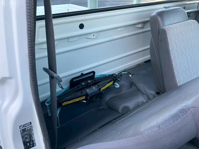 ライトエーストラック 　０．７５ｔ積・平ボディ・低床・ＡＴ車・３．５ｔ未満・ガソリン車（47枚目）