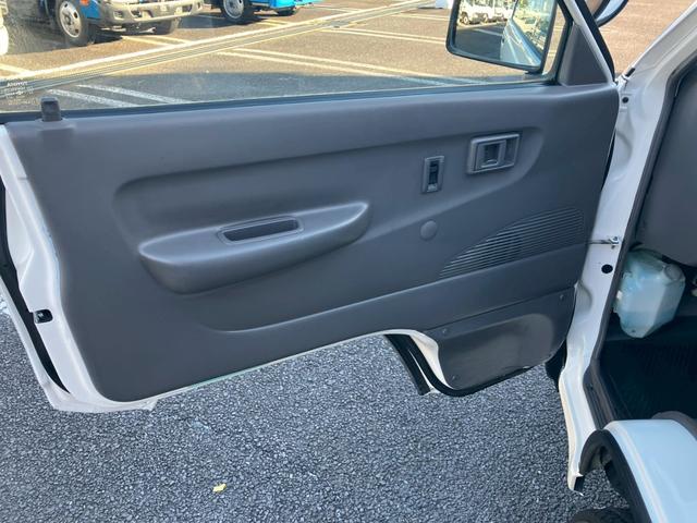 ライトエーストラック 　０．７５ｔ積・平ボディ・低床・ＡＴ車・３．５ｔ未満・ガソリン車（49枚目）