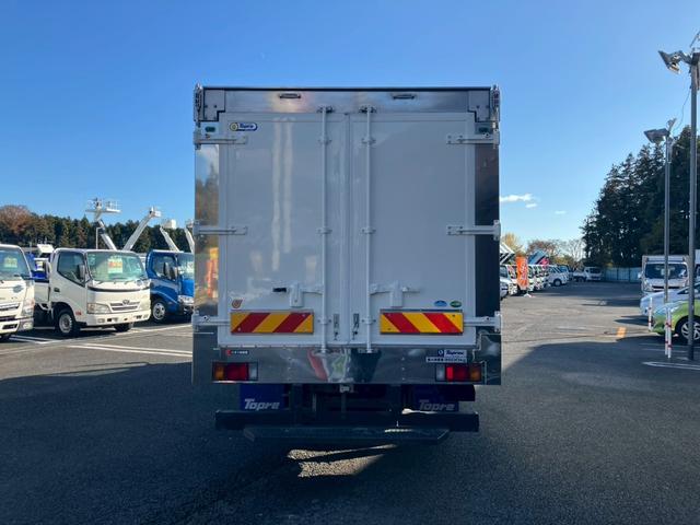 エルフトラック 　３．５ｔ積・冷凍冷蔵車・－３０℃設定・ロング・全低床・ＭＴ６・ＥＴＣ・電格ミラー・バックカメラ・ドラレコ（6枚目）