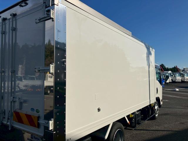 エルフトラック 　３．５ｔ積・冷凍冷蔵車・－３０℃設定・ロング・全低床・ＭＴ６・ＥＴＣ・電格ミラー・バックカメラ・ドラレコ（10枚目）