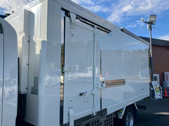 エルフトラック 　３．５ｔ積・冷凍冷蔵車・－３０℃設定・ロング・全低床・ＭＴ６・ＥＴＣ・電格ミラー・バックカメラ・ドラレコ（12枚目）