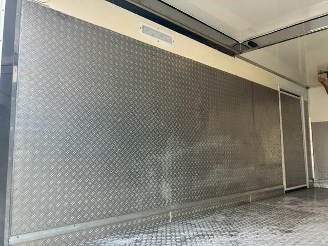 エルフトラック 　３．５ｔ積・冷凍冷蔵車・－３０℃設定・ロング・全低床・ＭＴ６・ＥＴＣ・電格ミラー・バックカメラ・ドラレコ（20枚目）