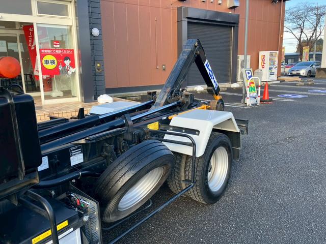 キャンター 3t積・アームロール・全低床・MT5・ETC・電格ミラー・車線逸脱警報装置・衝突軽減ブレーキ(22枚目)