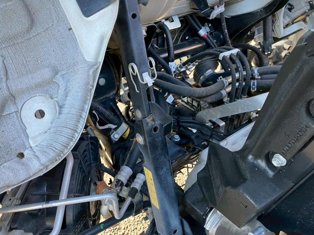 キャンター 3t積・アームロール・全低床・MT5・ETC・電格ミラー・車線逸脱警報装置・衝突軽減ブレーキ(31枚目)