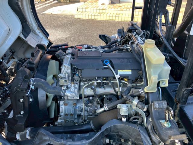 キャンター 3t積・アームロール・全低床・MT5・ETC・電格ミラー・車線逸脱警報装置・衝突軽減ブレーキ(32枚目)