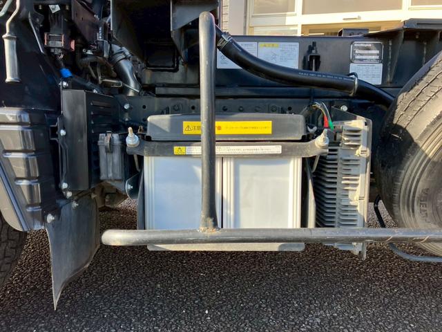 キャンター 3t積・アームロール・全低床・MT5・ETC・電格ミラー・車線逸脱警報装置・衝突軽減ブレーキ(41枚目)