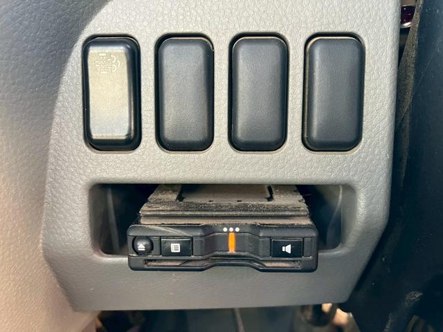 キャンター 3t積・アームロール・全低床・MT5・ETC・電格ミラー・車線逸脱警報装置・衝突軽減ブレーキ(59枚目)