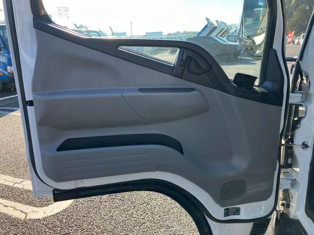 キャンター 3t積・アームロール・全低床・MT5・ETC・電格ミラー・車線逸脱警報装置・衝突軽減ブレーキ(67枚目)