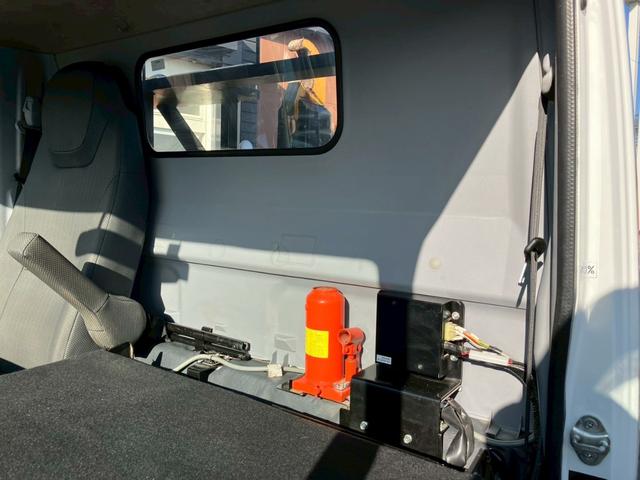 キャンター 3t積・アームロール・全低床・MT5・ETC・電格ミラー・車線逸脱警報装置・衝突軽減ブレーキ(70枚目)