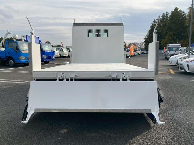 デュトロ 　３ｔ積・ダンプ・全低床・コボレーン付・メッキパーツ・ＭＴ６・ＥＴＣ・電格ミラー・バックカメラ・ナビＴＶ（14枚目）