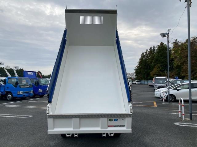 デュトロ 　３ｔ積・ダンプ・全低床・コボレーン付・メッキパーツ・ＭＴ６・ＥＴＣ・電格ミラー・バックカメラ・ナビＴＶ（25枚目）