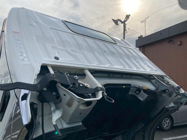 デュトロ 　３ｔ積・ダンプ・全低床・コボレーン付・メッキパーツ・ＭＴ６・ＥＴＣ・電格ミラー・バックカメラ・ナビＴＶ（30枚目）