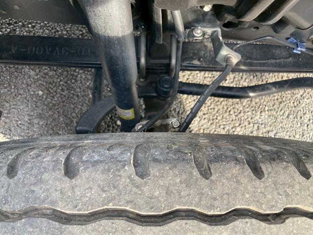 デュトロ 　３ｔ積・ダンプ・全低床・コボレーン付・メッキパーツ・ＭＴ６・ＥＴＣ・電格ミラー・バックカメラ・ナビＴＶ（40枚目）