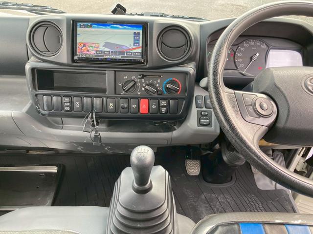 デュトロ 　３ｔ積・ダンプ・全低床・コボレーン付・メッキパーツ・ＭＴ６・ＥＴＣ・電格ミラー・バックカメラ・ナビＴＶ（55枚目）