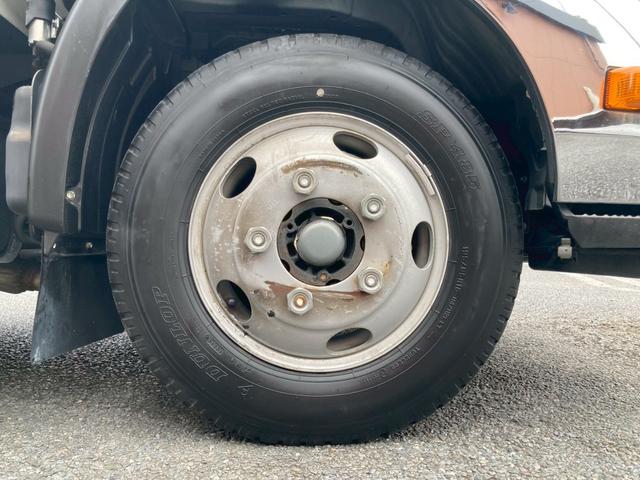 デュトロ 　３ｔ積・ダンプ・全低床・コボレーン付・メッキパーツ・ＭＴ６・ＥＴＣ・電格ミラー・バックカメラ・ナビＴＶ（75枚目）