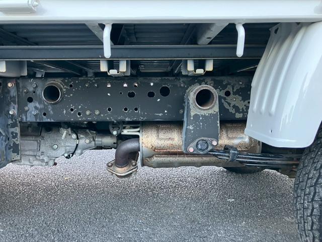 ボンゴトラック 　１．１５ｔ積・平ボディ・全低床・ＭＴ５・３．５ｔ未満・ガソリン車（28枚目）