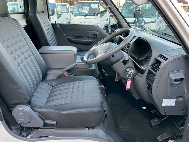 ボンゴトラック 　１．１５ｔ積・平ボディ・全低床・ＭＴ５・３．５ｔ未満・ガソリン車（47枚目）