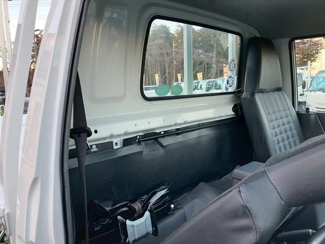 ボンゴトラック 　１．１５ｔ積・平ボディ・全低床・ＭＴ５・３．５ｔ未満・ガソリン車（49枚目）