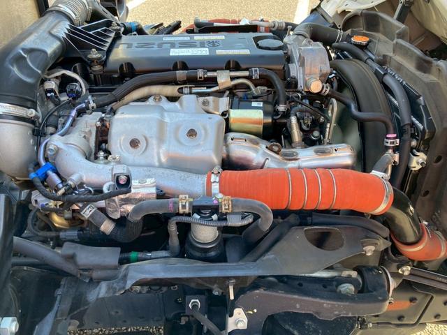 エルフトラック 　３ｔ積・平ボディ・ロング・全低床・ＭＴ６・ＥＴＣ・電格ミラー・ナビＴＶ・車線逸脱警報装置・衝突軽減ブレーキ（34枚目）