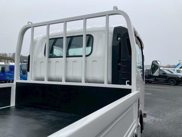 エルフトラック 　４．５５ｔ積・平ボディ・ロング・ワイド・高床・ＡＴ車・ＥＴＣ・電格ミラー・バックカメラ・ナビＴＶ・車線逸脱警報装置・衝突軽減ブレーキ（9枚目）